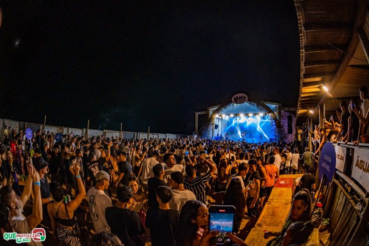 Wiu faz show histórico em Porto Seguro, durante a sua apresentação na Hype 073 331