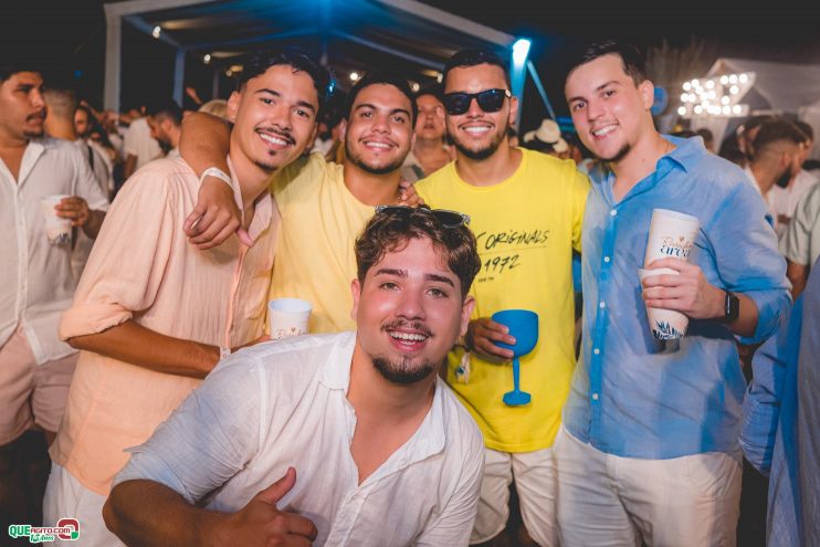 Com ingressos esgotados, o Réveillon 2025 da Área Beach foi um sucesso 706