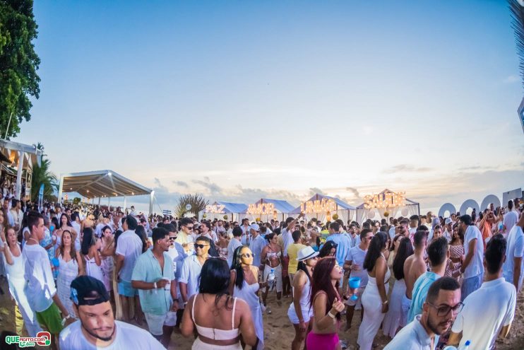 Com ingressos esgotados, o Réveillon 2025 da Área Beach foi um sucesso 727