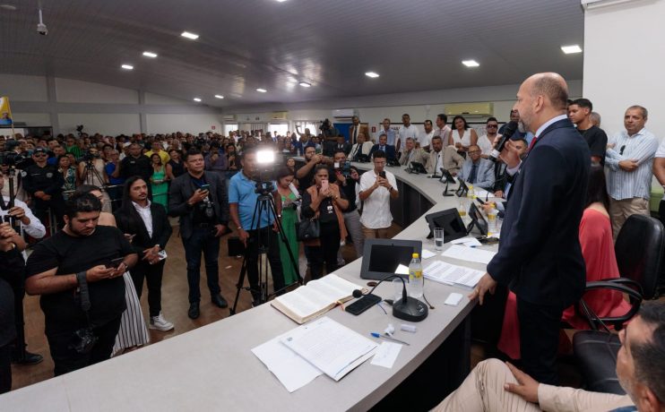 POSSE EM EUNÁPOLIS: Robério retorna nos braços do povo para o quarto mandato como prefeito 15