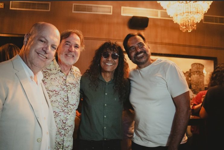 Luiz Caldas recebe a Medalha UBC em noite de celebração aos 40 anos do axé music em Salvador 15