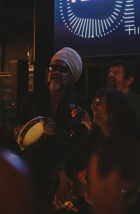 Luiz Caldas recebe a Medalha UBC em noite de celebração aos 40 anos do axé music em Salvador 11