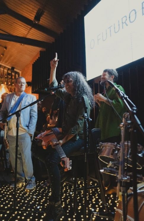 Luiz Caldas recebe a Medalha UBC em noite de celebração aos 40 anos do axé music em Salvador 10