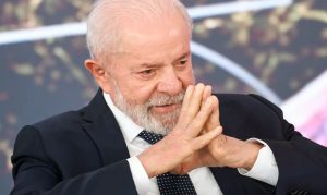 "Vamos baixar o custo de vida", afirma Lula 1