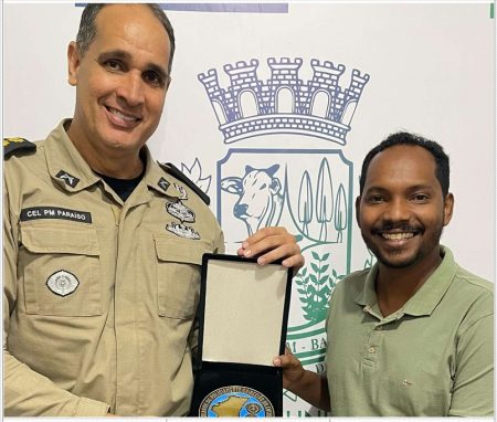 Com medalha comemorativa, Prefeito Luizinho é homenageado pelo Comando de Policiamento da Região Extremo Sul 94