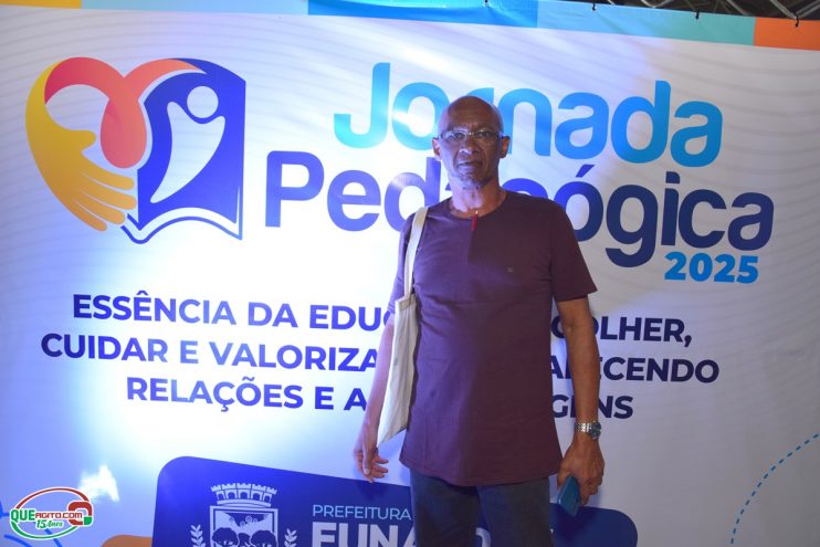 Abertura da Jornada Pedagógica reúne mais de mil e quinhentos profissionais da educação em Eunápolis 32