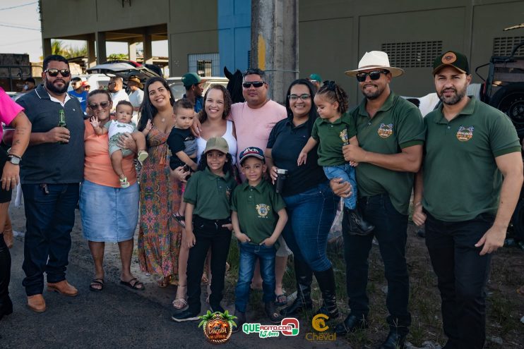 Centenas de cavaleiros e amazonas lotam as ruas de Canavieiras, durante a 1ª edição da Cavalgada do Litoral 99