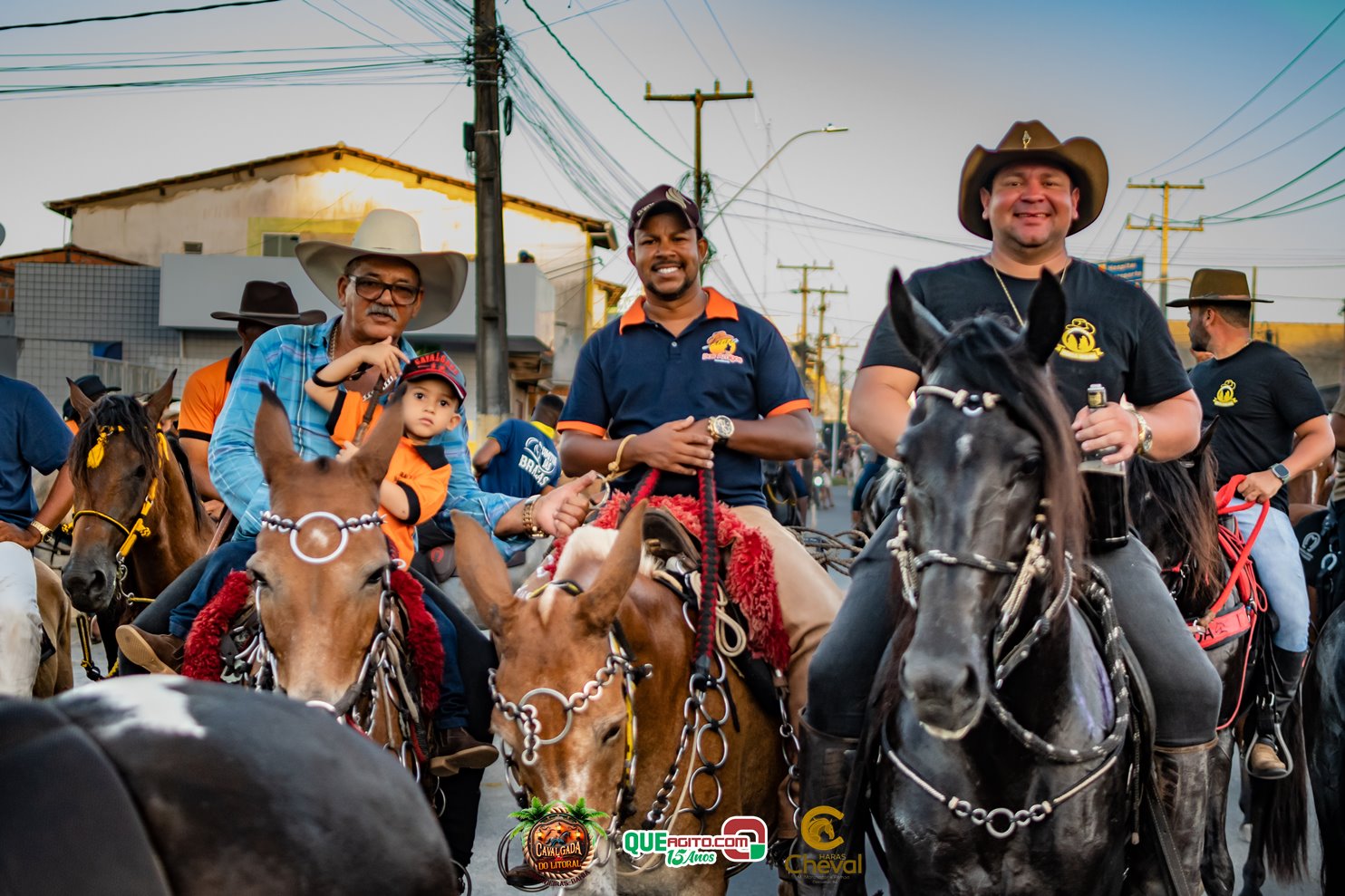 Centenas de cavaleiros e amazonas lotam as ruas de Canavieiras, durante a 1ª edição da Cavalgada do Litoral 7