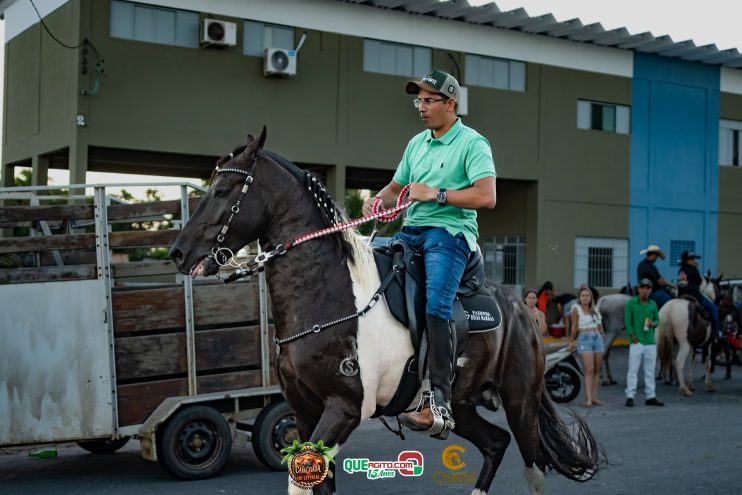 Centenas de cavaleiros e amazonas lotam as ruas de Canavieiras, durante a 1ª edição da Cavalgada do Litoral 201