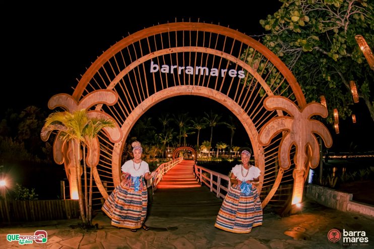 O Grande Retorno do Luau Barramares: Tradição, Música e Magia em Porto Seguro! 56