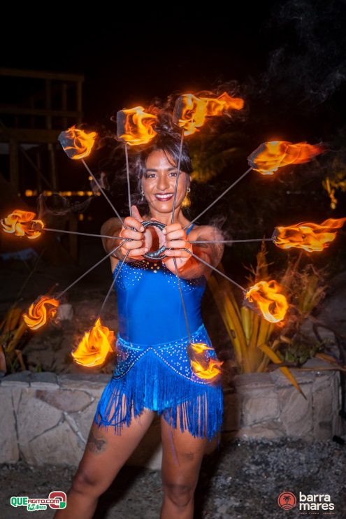 O Grande Retorno do Luau Barramares: Tradição, Música e Magia em Porto Seguro! 77