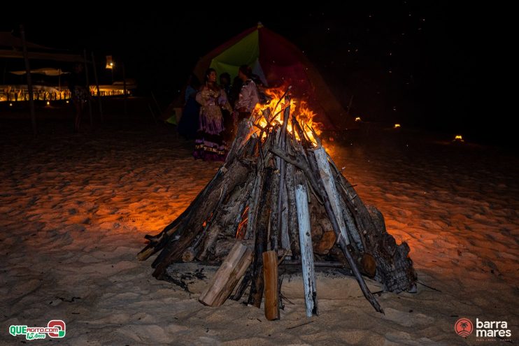 O Grande Retorno do Luau Barramares: Tradição, Música e Magia em Porto Seguro! 226