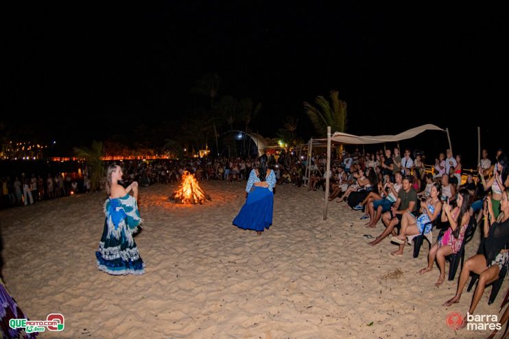 O Grande Retorno do Luau Barramares: Tradição, Música e Magia em Porto Seguro! 241