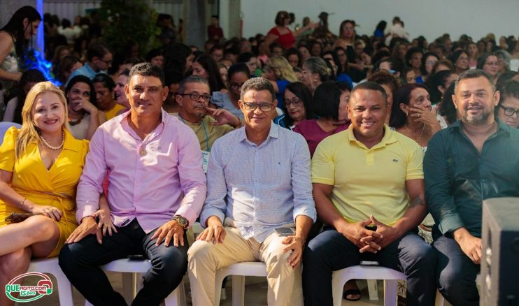 Abertura da Jornada Pedagógica reúne mais de mil e quinhentos profissionais da educação em Eunápolis 126