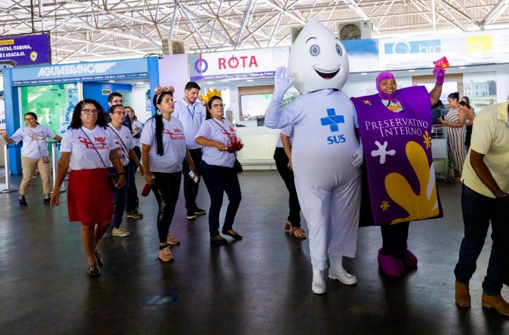 Carnaval Bem Me Quero: Ação da Saúde levou prevenção e conscientização ao Terminal Rodoviário de Eunápolis 11