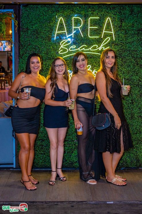 Baladinha All Black agita a noite de Porto Seguro na Cabana Área Beach 66