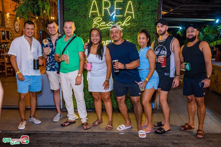 Baladinha All Black agita a noite de Porto Seguro na Cabana Área Beach 67