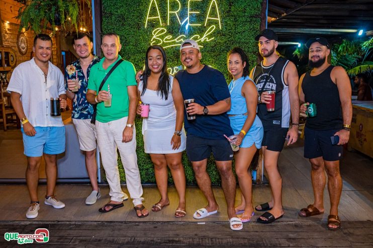 Baladinha All Black agita a noite de Porto Seguro na Cabana Área Beach 68