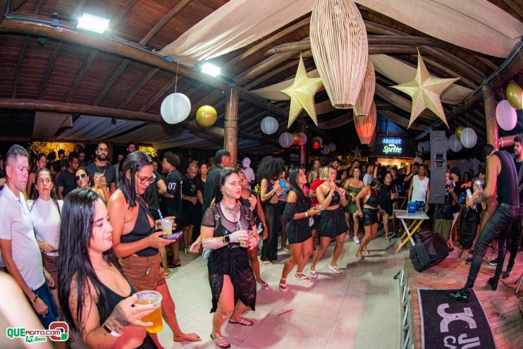 Baladinha All Black agita a noite de Porto Seguro na Cabana Área Beach 212