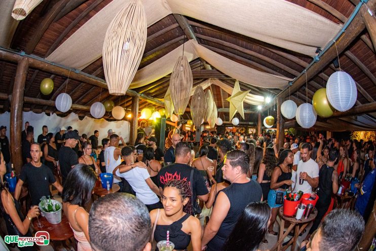 Baladinha All Black agita a noite de Porto Seguro na Cabana Área Beach 214