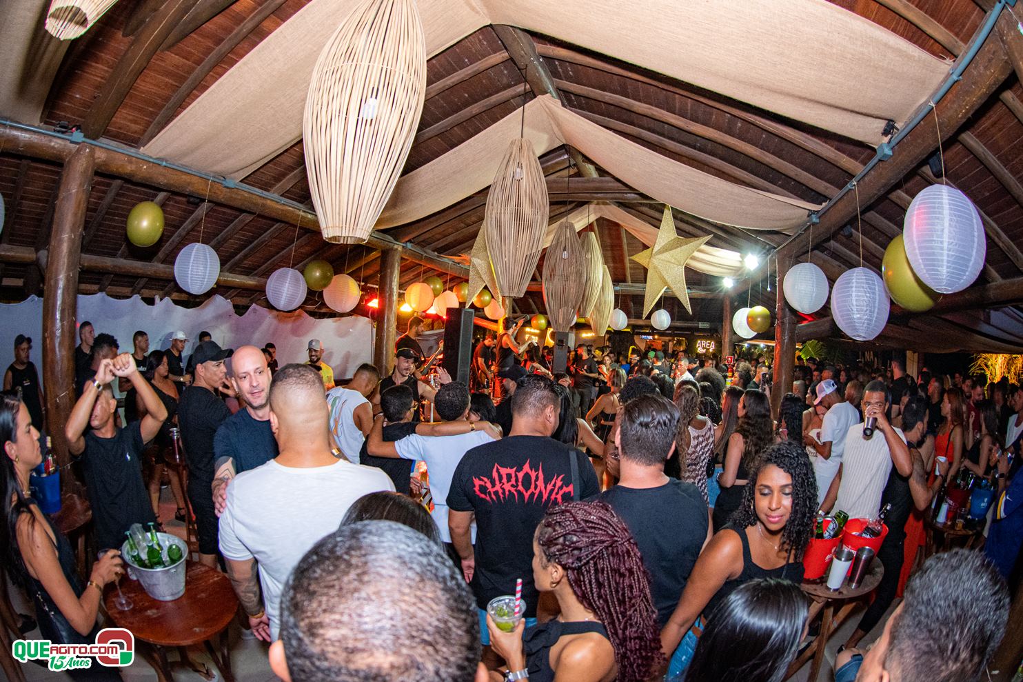 Baladinha All Black agita a noite de Porto Seguro na Cabana Área Beach 6