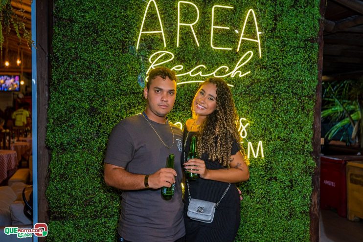 Baladinha All Black agita a noite de Porto Seguro na Cabana Área Beach 233