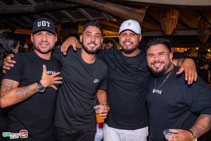 Baladinha All Black agita a noite de Porto Seguro na Cabana Área Beach 269