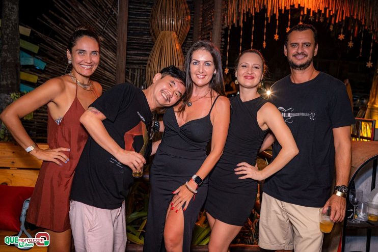 Baladinha All Black agita a noite de Porto Seguro na Cabana Área Beach 303