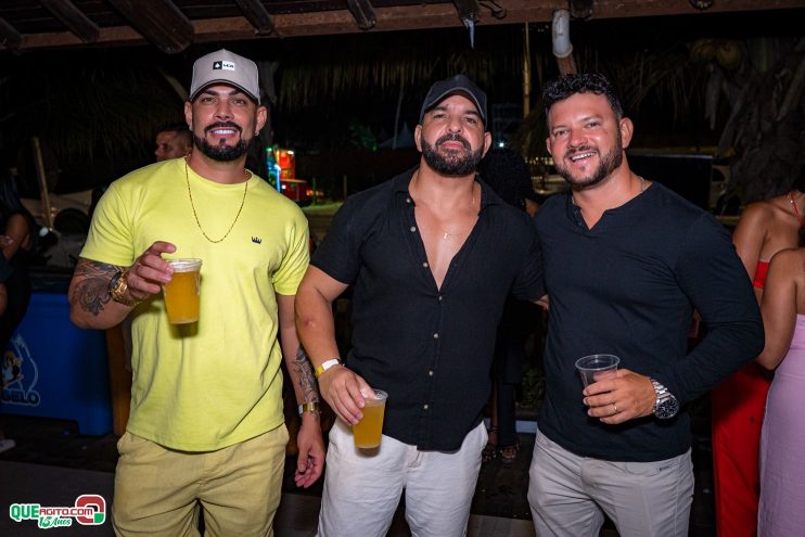 Baladinha All Black agita a noite de Porto Seguro na Cabana Área Beach 311