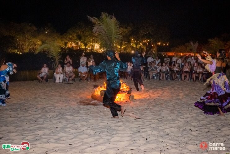 Sucesso total marca o Luau Barramares em Porto Seguro 210