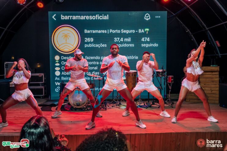 Sucesso total marca o Luau Barramares em Porto Seguro 250