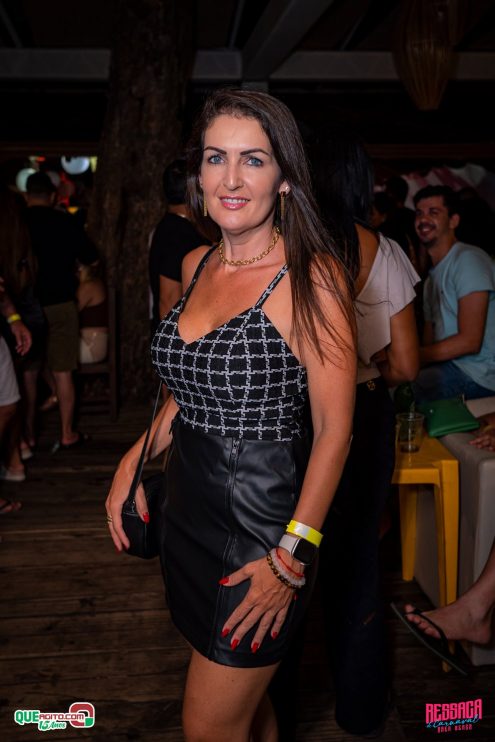 Ressaca de Carnaval Agita a Cabana Área Beach em Porto Seguro com Me Leva 73, Gab Lopes e DJ P3 222