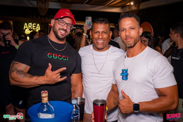 Ressaca de Carnaval Agita a Cabana Área Beach em Porto Seguro com Me Leva 73, Gab Lopes e DJ P3 226