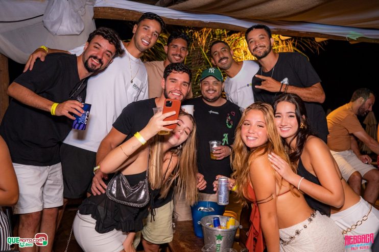 Ressaca de Carnaval Agita a Cabana Área Beach em Porto Seguro com Me Leva 73, Gab Lopes e DJ P3 234