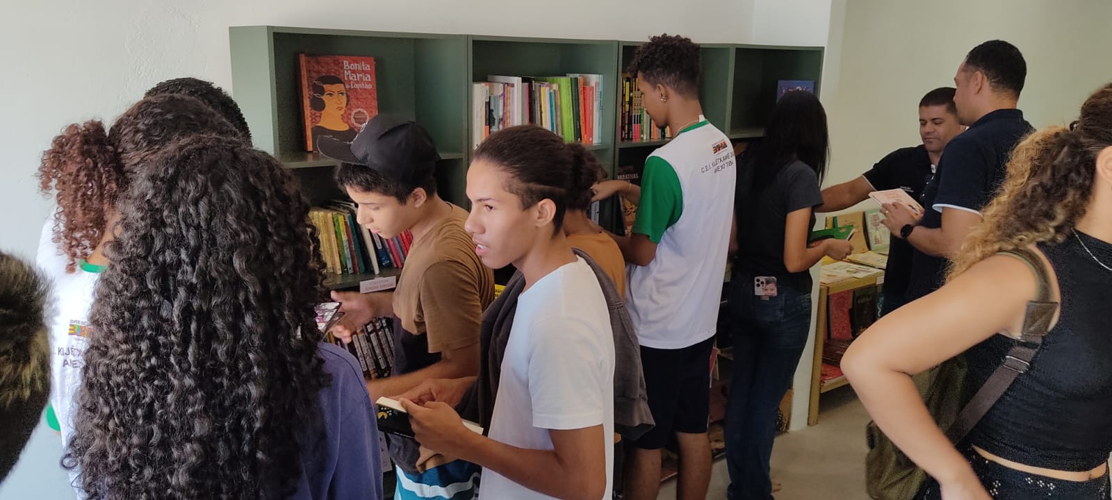 Cumuruxatiba inaugura Biblioteca Comunitária com grande acervo afro-indígena 6