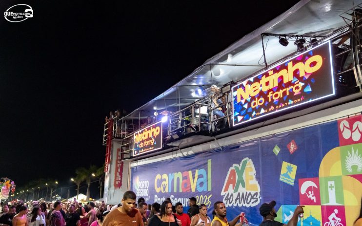 Sextou com muita folia nos corredores turísticos de Porto Seguro, Arraial d’Ajuda e Trancoso 23