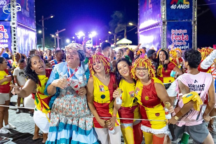 Sextou com muita folia nos corredores turísticos de Porto Seguro, Arraial d’Ajuda e Trancoso 24